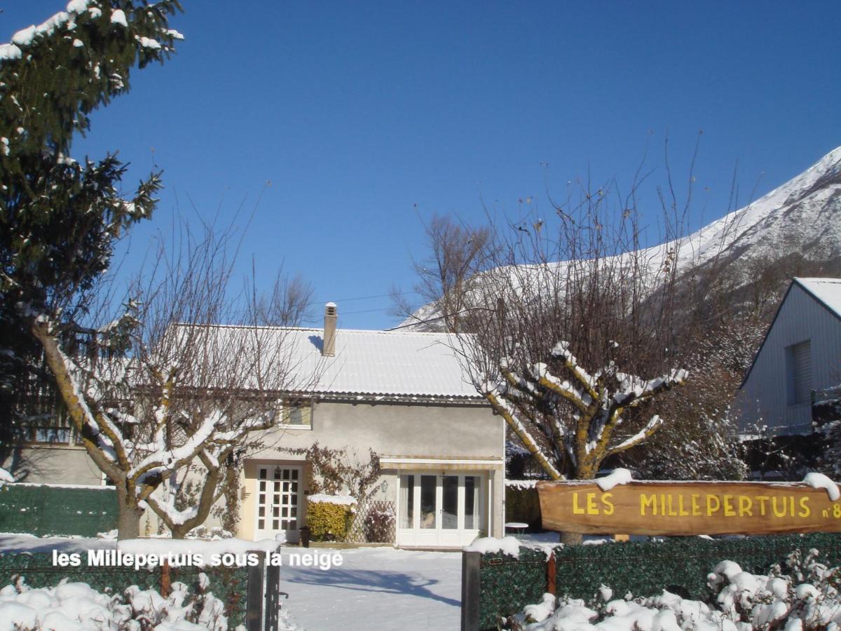 Les Millepertuis Villa Luz-Saint-Sauveur Exteriör bild
